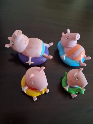 4 Figuras Peppa Pig Baño