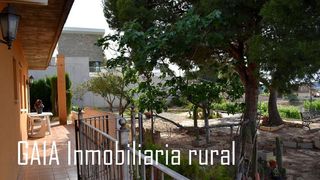 Chalet en venta en Caspe