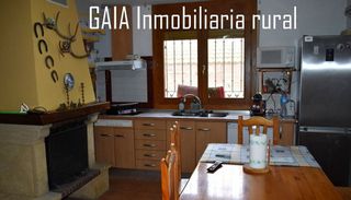 Chalet en venta en Caspe