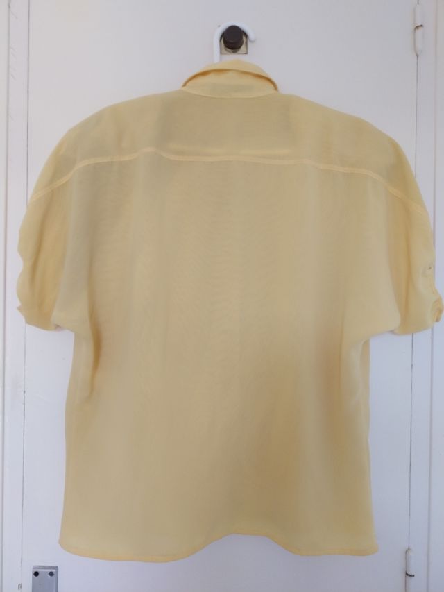 Blusa Amarilla Pliegues