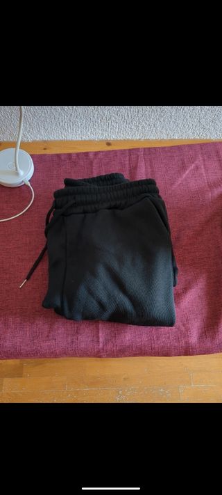 Pantalón chándal negro