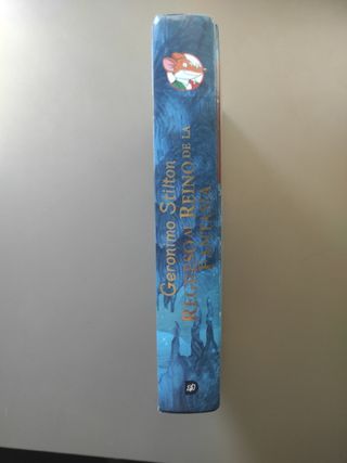 Regreso al Reino de la Fantasía: ¡Libro con olo...