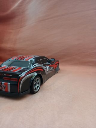 LIQUIDACIÓN. Coche teledirigido Beast