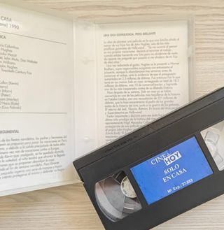 Película VHS Solo en Casa 1990 - Cine de Hoy Edic.
