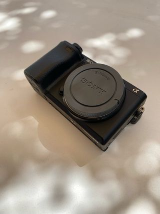 Sony α6400 + accesorios