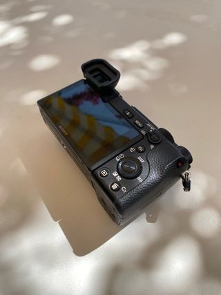 Sony α6400 + accesorios