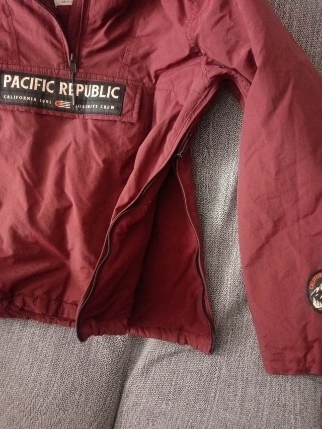 Chaqueta Pacific Republic roja