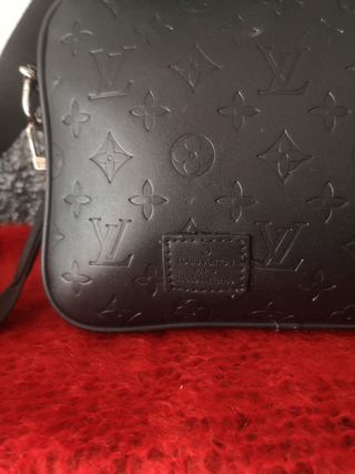 Bolso ESTILO Louis Vuitton Bandolera Negro
