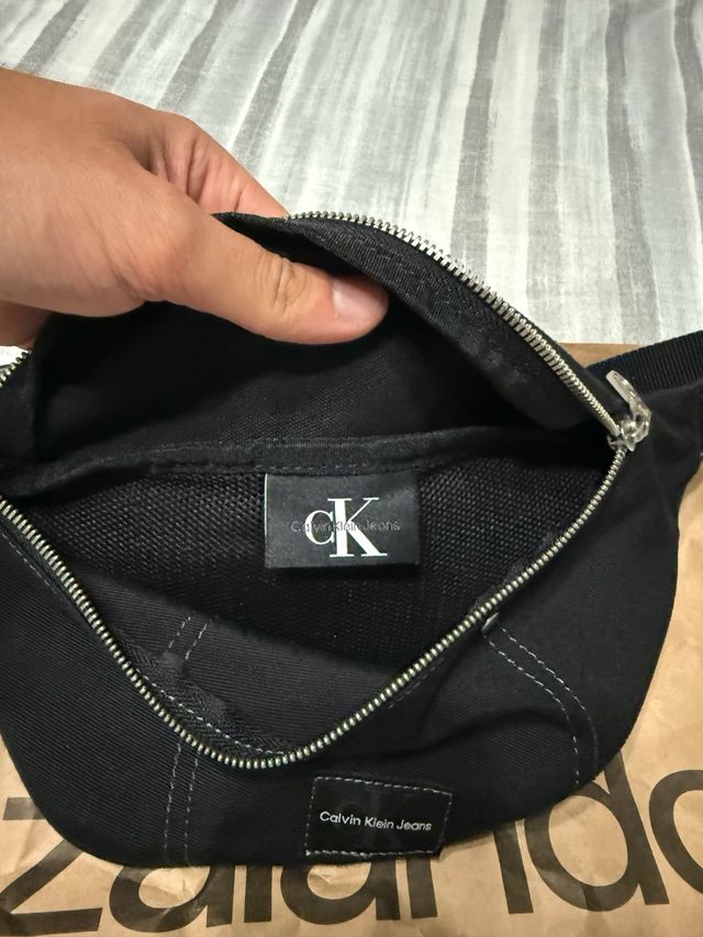 Marsupio Calvin Klein Jeans nero