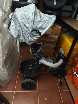 Triciclo bebé gris - Plegable- Kinder Kraft 