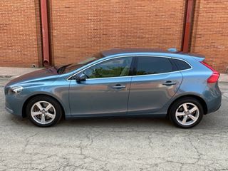 Volvo V40 2.0 D3 150cv Momentum