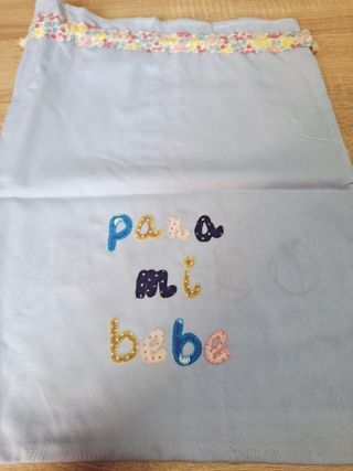 Bordado a mano: Ropa bebé