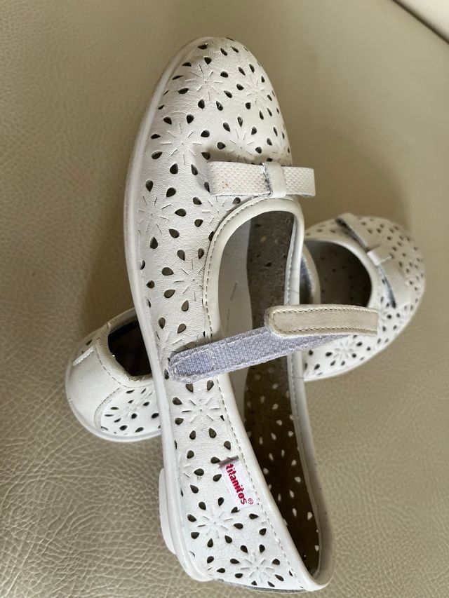 bailarinas niña titaminos blancos una sola puesta