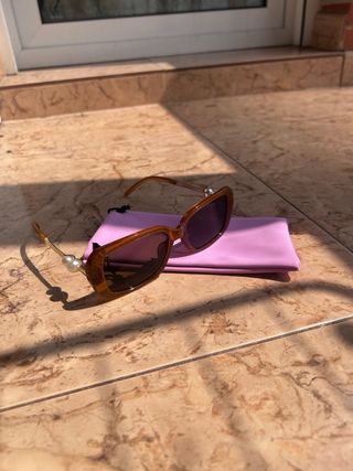Gafas sol cuadradas marrón