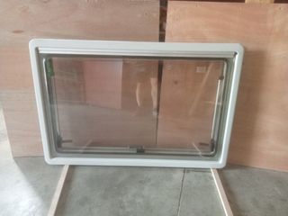 Ventana  abatible caravana  autocaravana