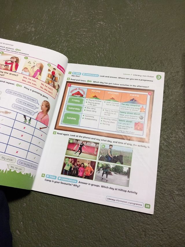 Amazing Rooftops 3. Class Book