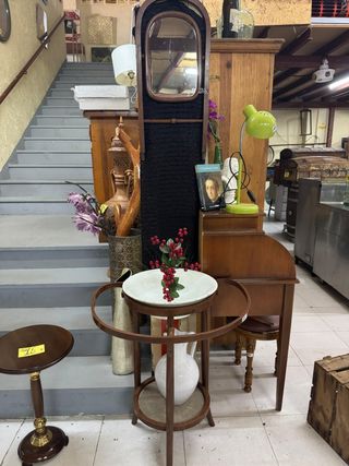 Lavamanos antiguo de madera