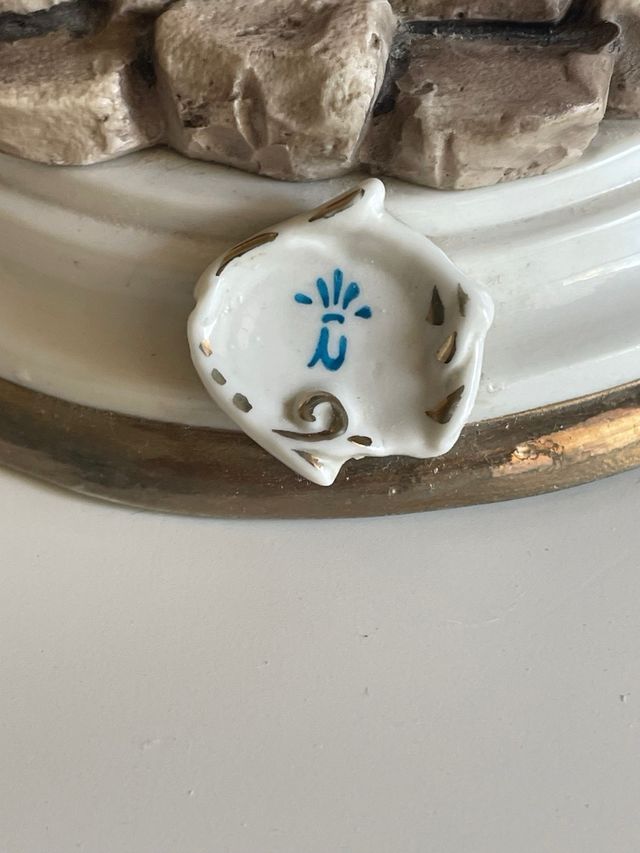 Figura Niño Violinista Capodimonte