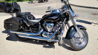 Moto custom Kawasaki Vulcan 900 classic