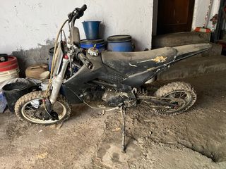 GasGas TXT 2003 - Moto Trial y dos pit bikes