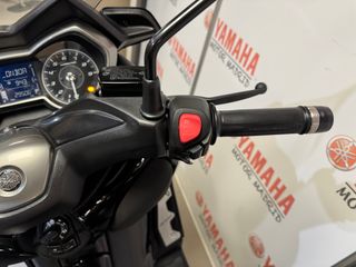 Yamaha XMAX 300 Tech MAX