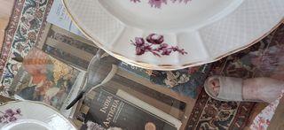 4 Platos Limoges, Bernardeau, púrpura
Antigüos.