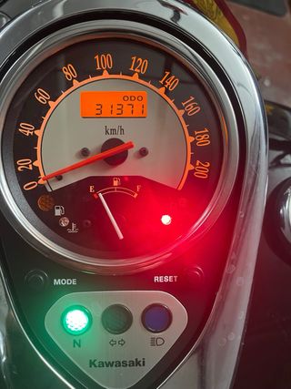 MOTO KAWASAKI  VN 900