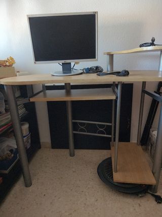 Mesa escritorio PC - Madera y metal