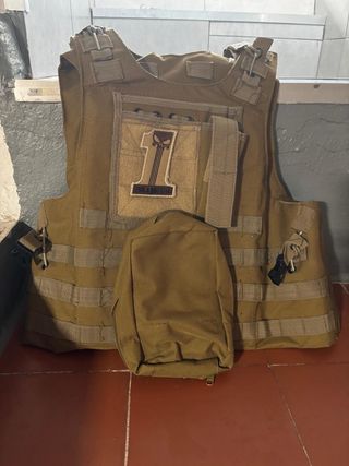 Chaleco militar