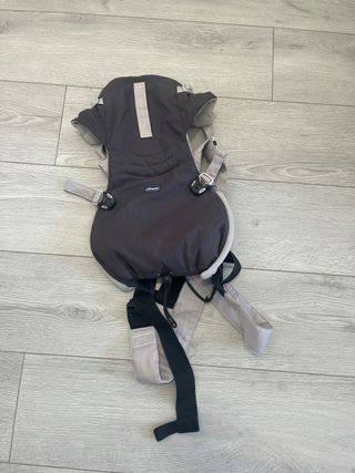 Mochila portabebés Chicco