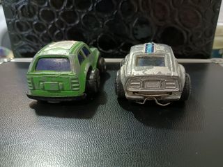 2 auto d'epoca in miniatura