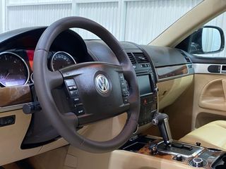 VOLKSWAGEN Touareg 2.5 R5 TDI Tiptronic