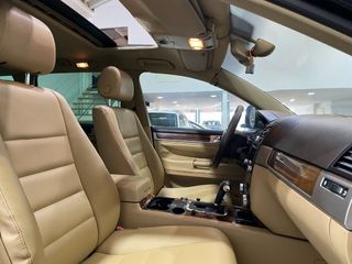 VOLKSWAGEN Touareg 2.5 R5 TDI Tiptronic