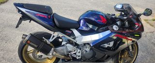 Honda CBR R Moto