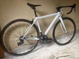 Bicicleta Carretera Cannondale CAAD 10