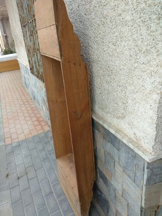 Artesa de madera antigua