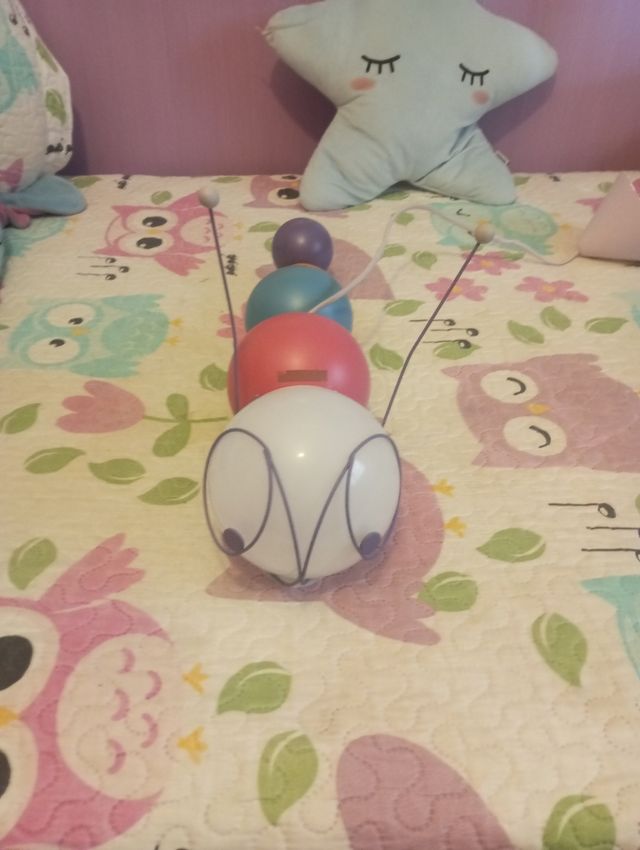 Lámpara infantil oruga multicolor