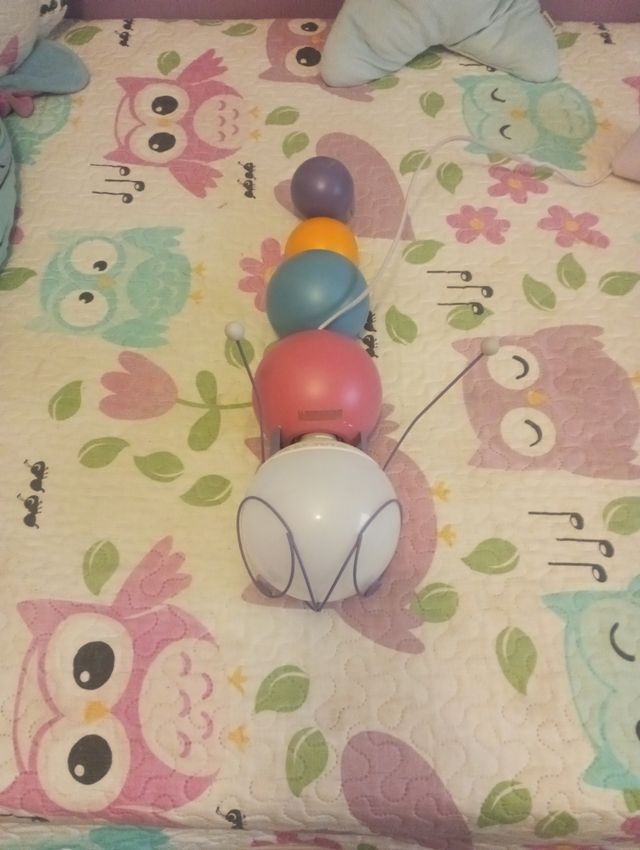 Lámpara infantil oruga multicolor
