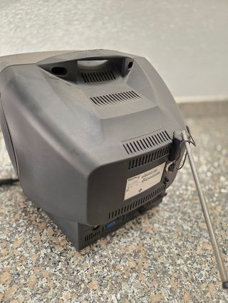 TV Philips 14" Portátil