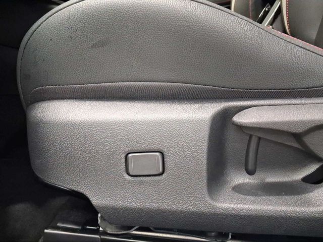 Toyota Corolla 140H GR-Sport
