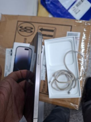 iPhone 15 Pro Max 100% salut de batteria 256GB