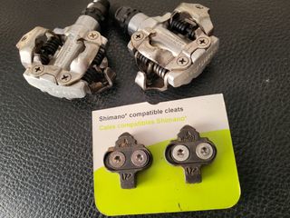 Pedales Shimano + Calas VP-C01