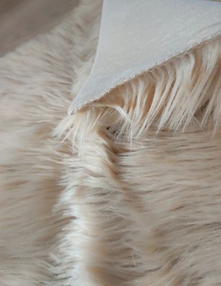 Alfombra suave mullida beige pelo largo nueva
