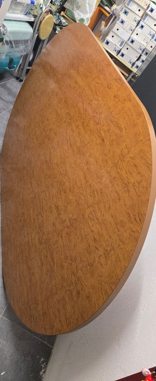 Tavolo ovale da ufficio in legno