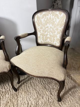 Sofá y sillones antiguos restaurados