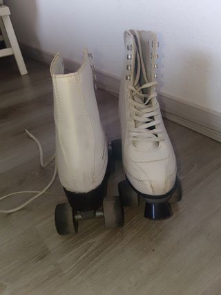 Patines blancos 4 ruedas