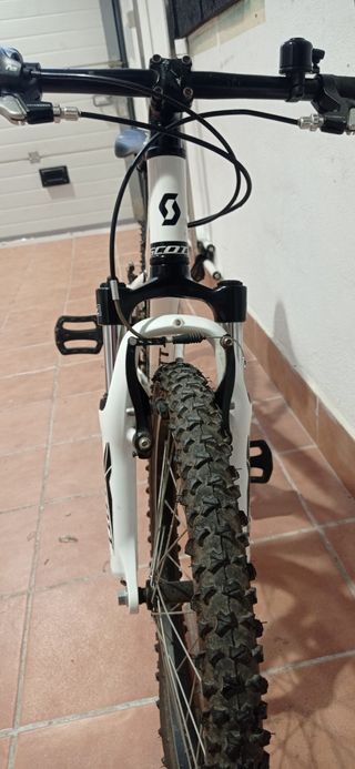 Bicicleta de montaña Scott 