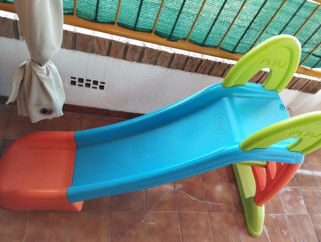 Columpio bebé Feber &
Tobogán Feber 