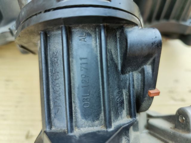 Colector admisión + Cuerpo mariposa 1.6TDI CAY.