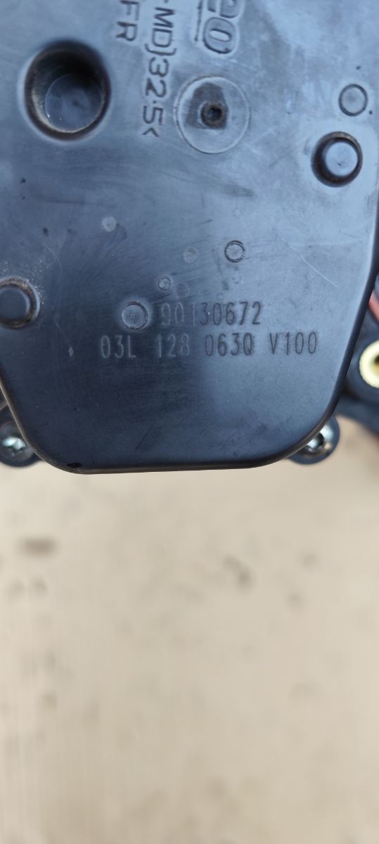 Colector admisión + Cuerpo mariposa 1.6TDI CAY.